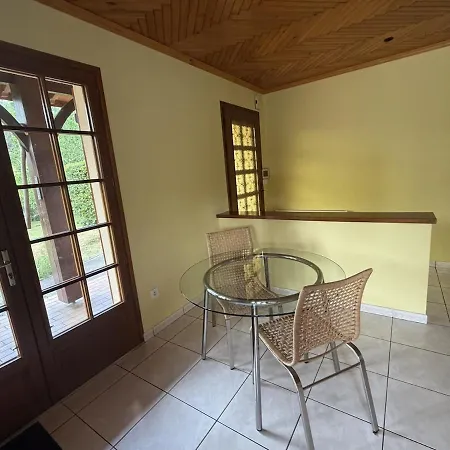 Prázdninový dům La Maison Des Chataigniers 3 , Terrasse , Jardin A 5 Min Des Lacs