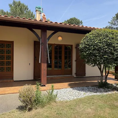La Maison Des Chataigniers 3 , Terrasse , Jardin A 5 Min Des Lacs Prázdninový dům
