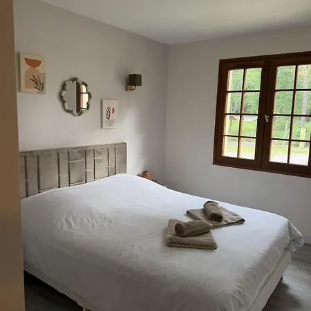 La Maison Des Châtaigniers 3 , Terrasse , Jardin à 5 Min Des Lacs