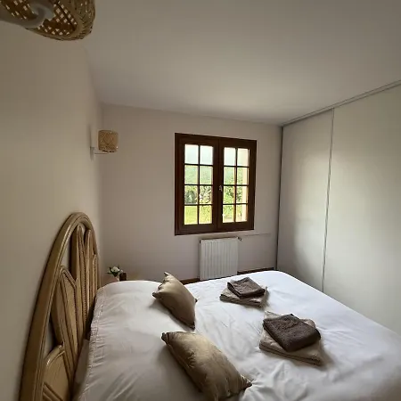 La Maison Des Chataigniers 3 , Terrasse , Jardin A 5 Min Des Lacs