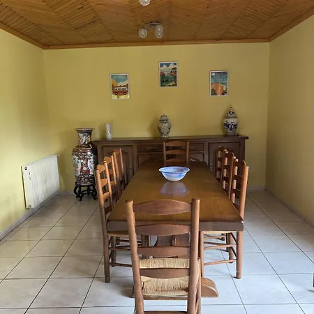 La Maison Des Châtaigniers 3 , Terrasse , Jardin à 5 Min Des Lacs Casa vacanze